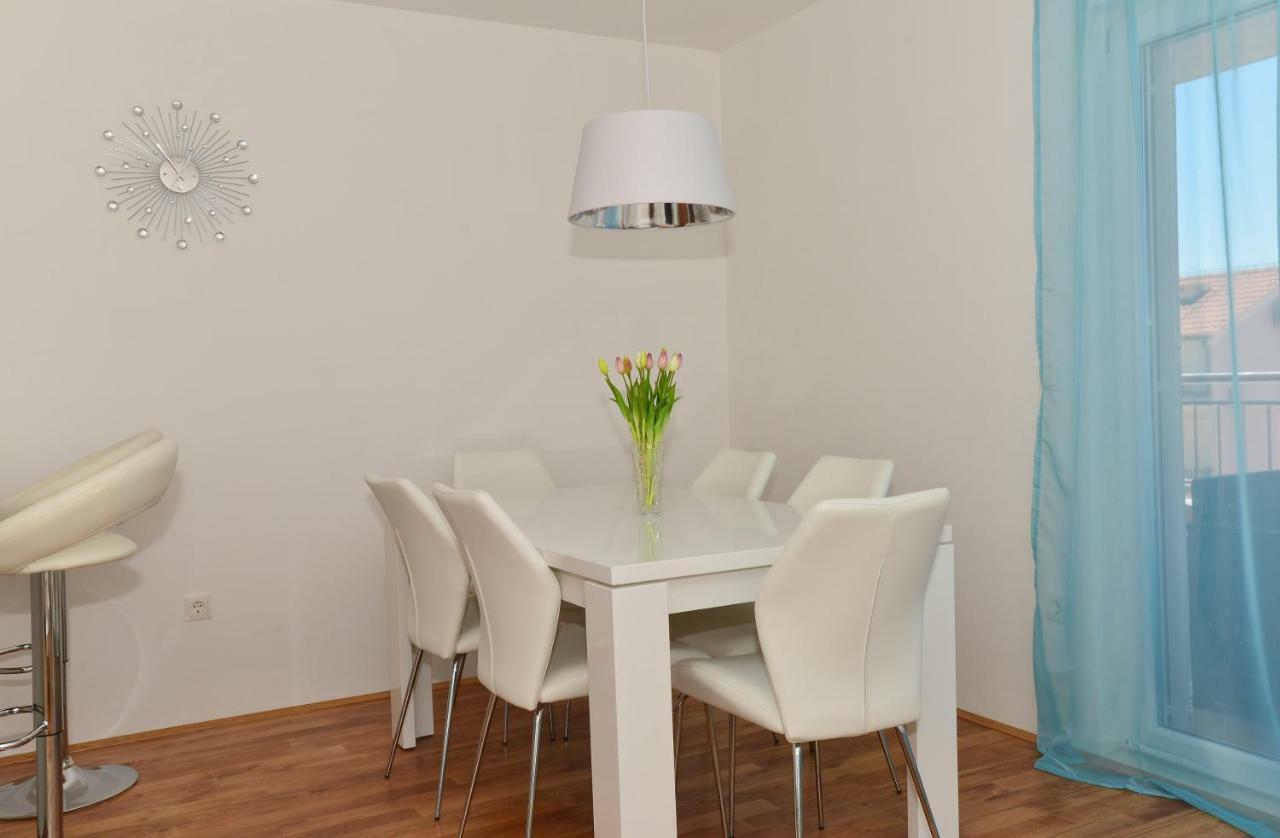 Apartman Dominik Makarska Exterior photo